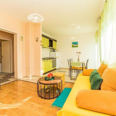 Apartments Matilda Sukošan المظهر الخارجي الصورة