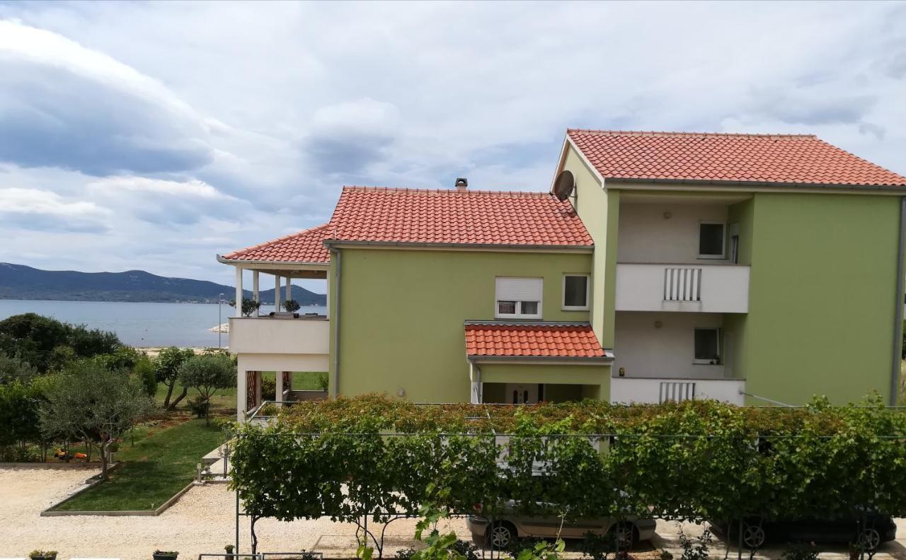 Apartments Matilda Sukošan المظهر الخارجي الصورة