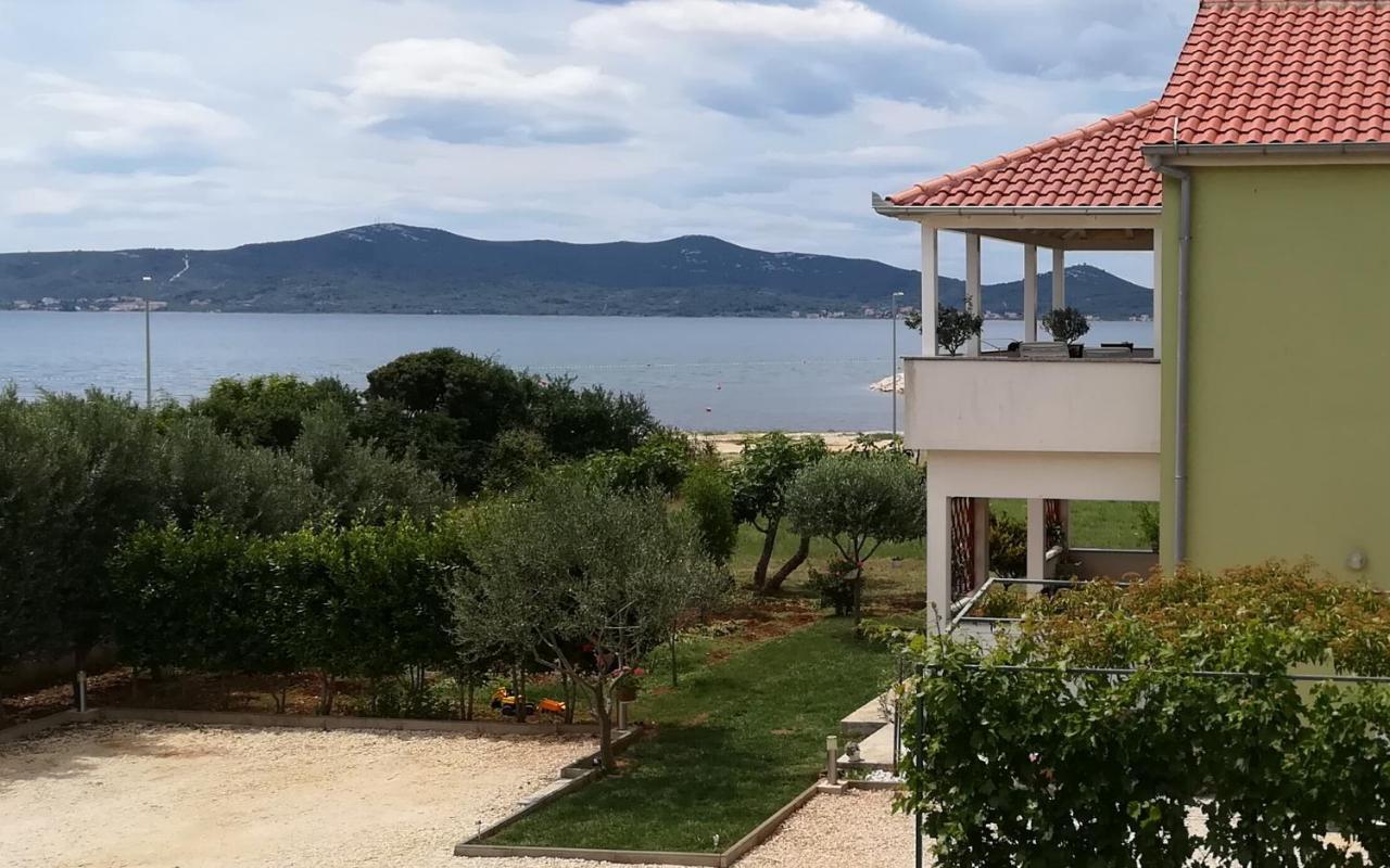 Apartments Matilda Sukošan المظهر الخارجي الصورة
