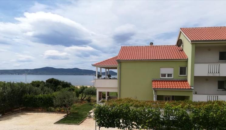 Apartments Matilda Sukošan المظهر الخارجي الصورة