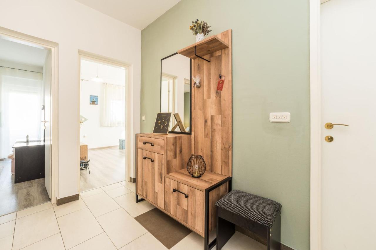 Apartments Matilda Sukošan المظهر الخارجي الصورة