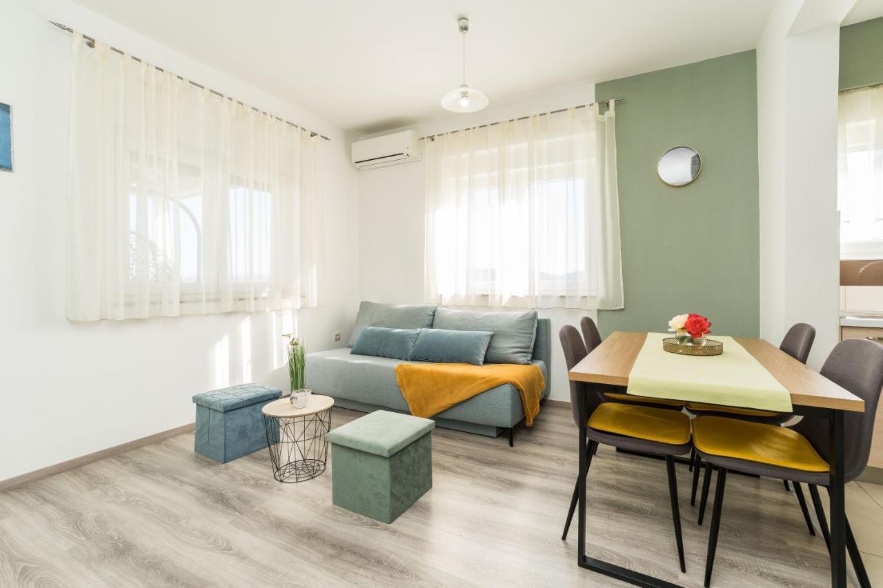 Apartments Matilda Sukošan المظهر الخارجي الصورة