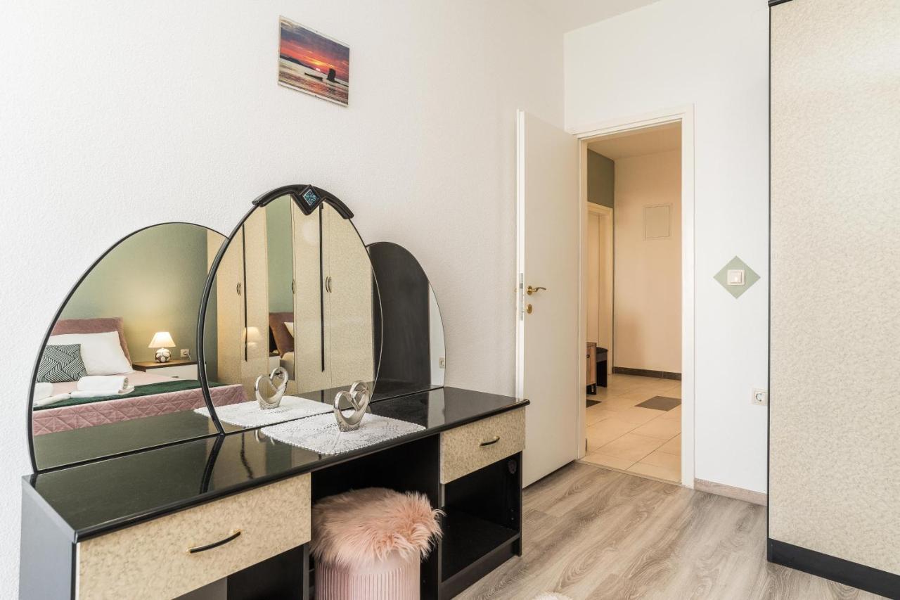 Apartments Matilda Sukošan المظهر الخارجي الصورة