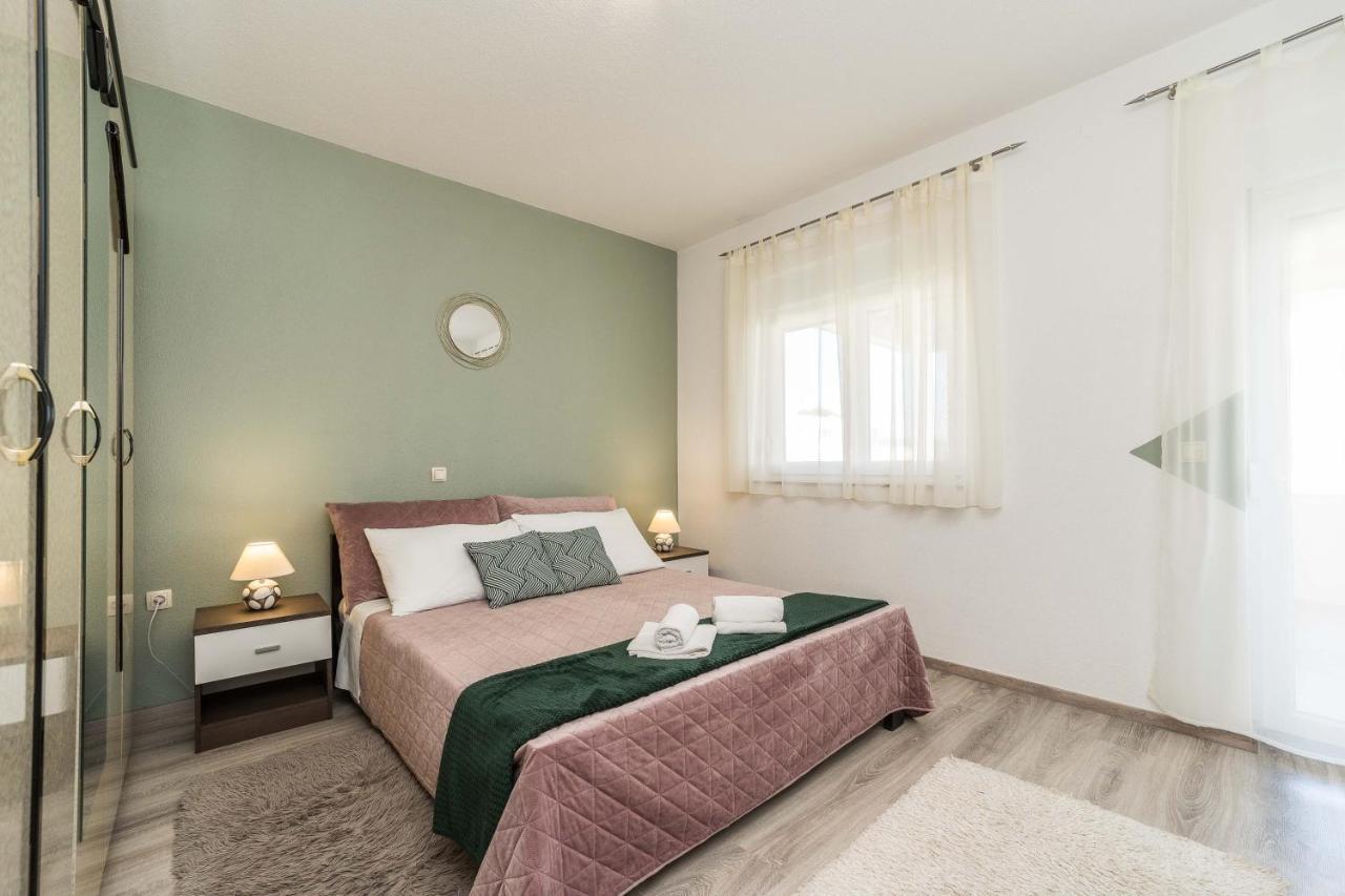 Apartments Matilda Sukošan المظهر الخارجي الصورة