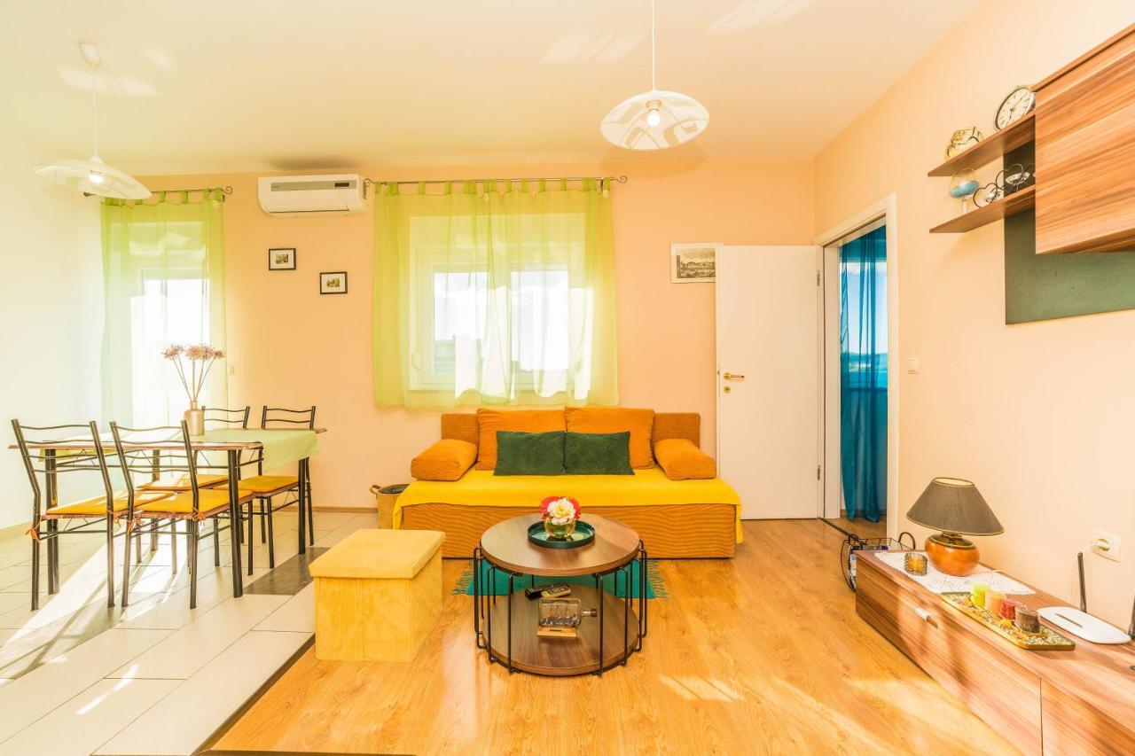 Apartments Matilda Sukošan المظهر الخارجي الصورة